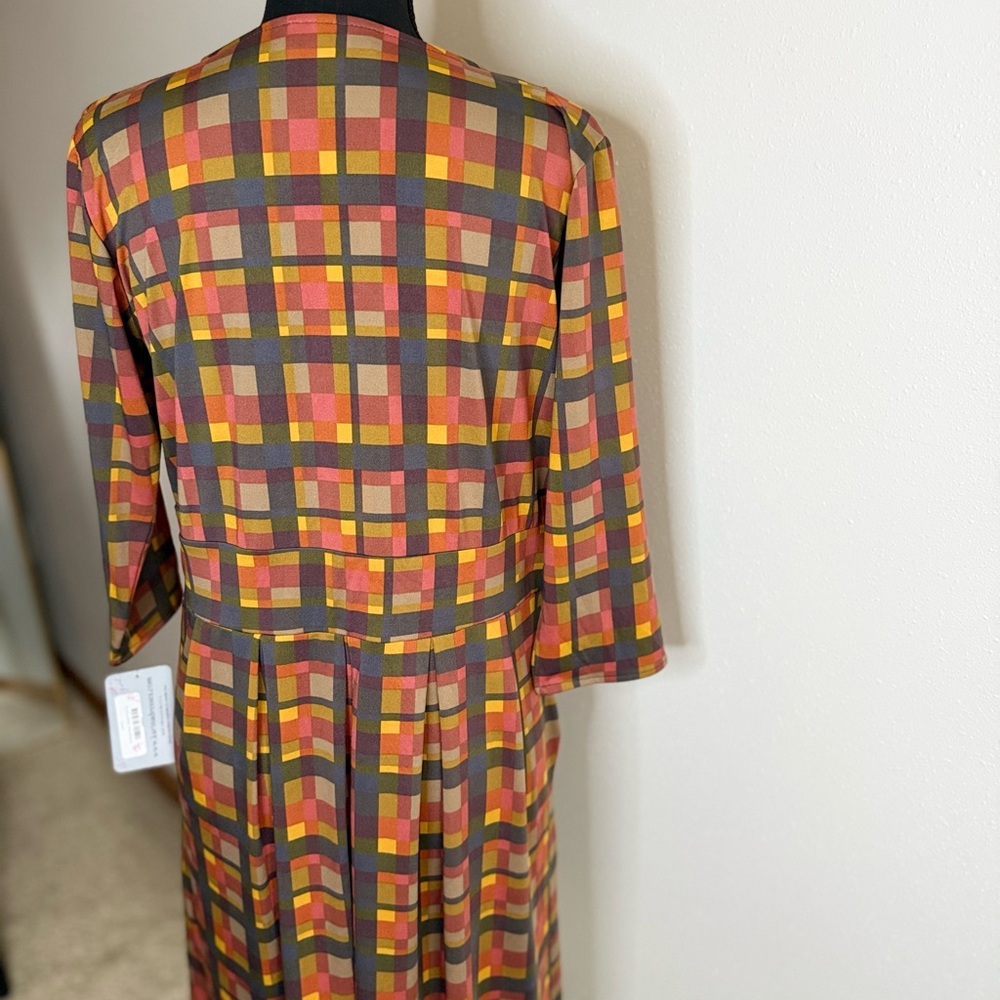 Karina Plaid Faux Wrap Dress Fall Colors Stretch Travel Dress M - Picture 7 of 12